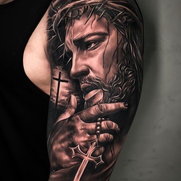 realistic tattoos