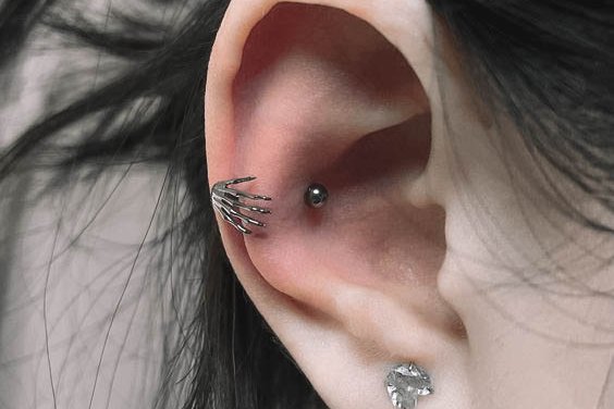 snug piercing