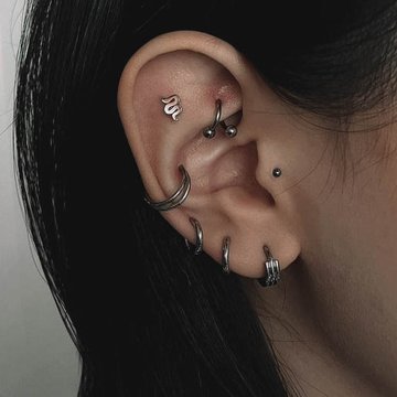 snug piercing