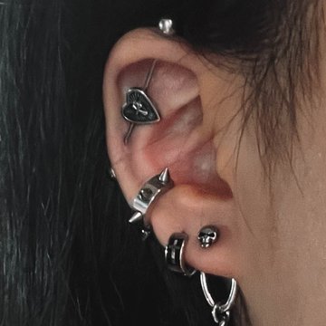 snug piercing