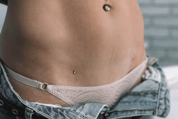dermal piercing