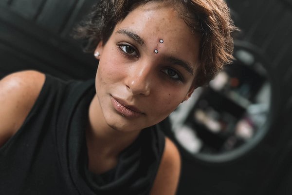 dermal piercing