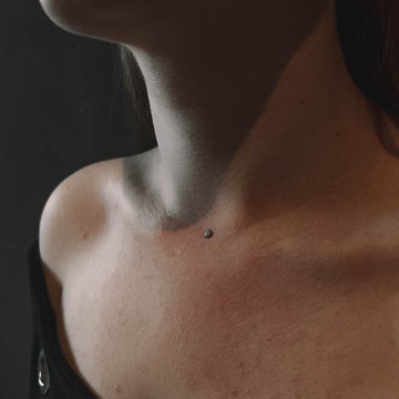 dermal piercing