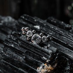 Titaanist ehted augustamiseks: miks see on parim valik