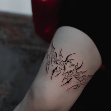 women’s leg tattoos
