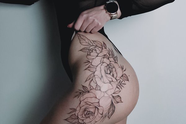 women’s leg tattoos