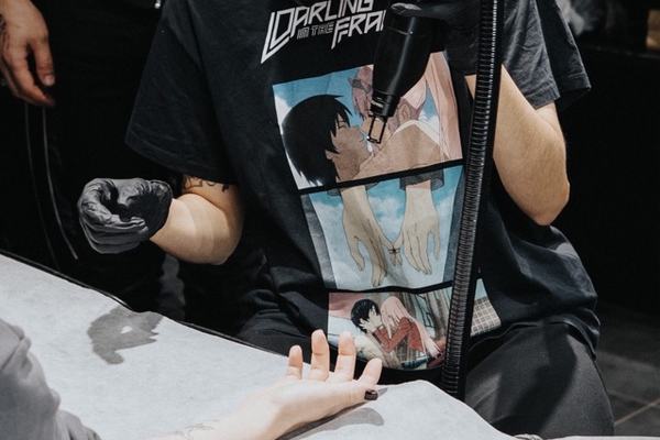 Praktiline töö mudelitega laseri valgendamise kursusel