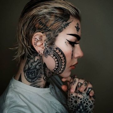face tattoos