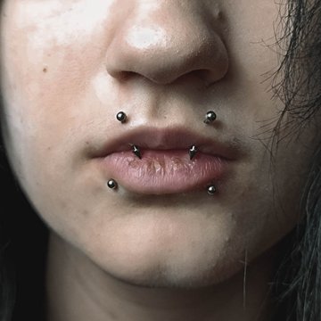 lip piercing
